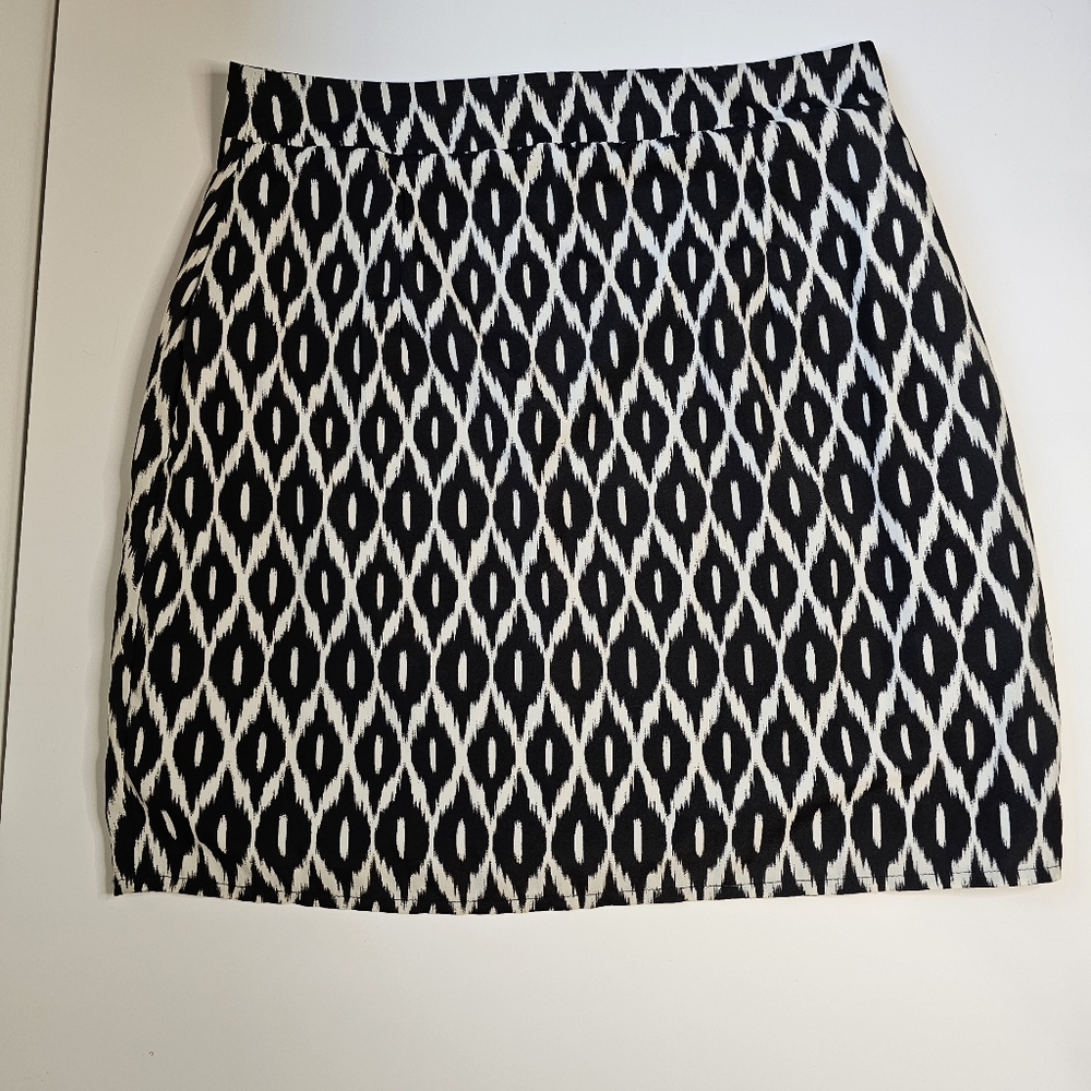 Annabella Ikat Print Mini Skirt Black White Neon Zipper Chiffon Sz Large